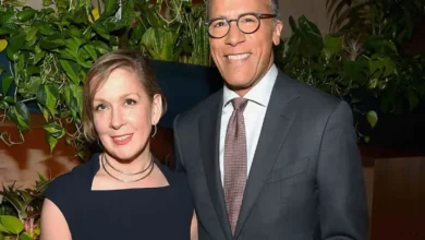 lester holt first wife